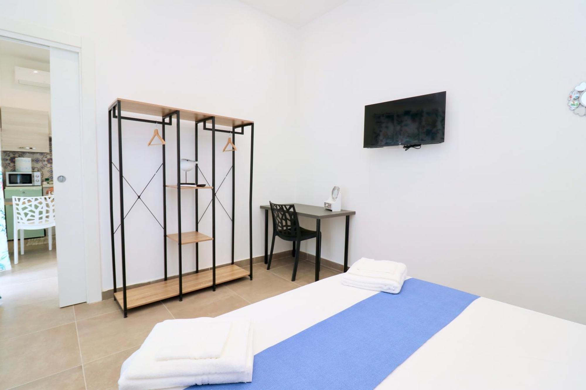 Airport Guest Houses Napoli Ngoại thất bức ảnh