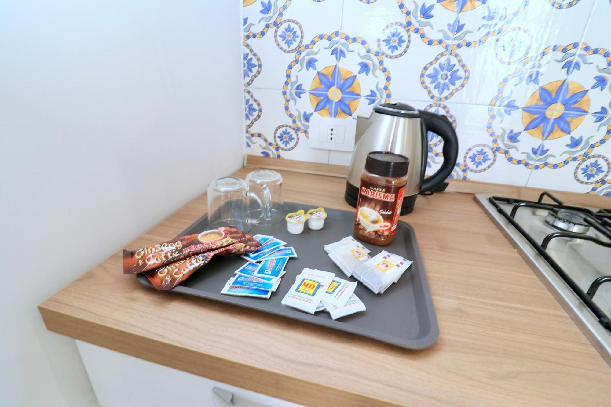 Airport Guest Houses Napoli Ngoại thất bức ảnh