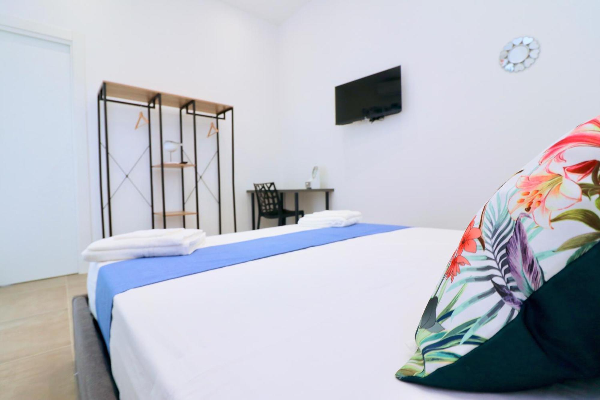 Airport Guest Houses Napoli Ngoại thất bức ảnh