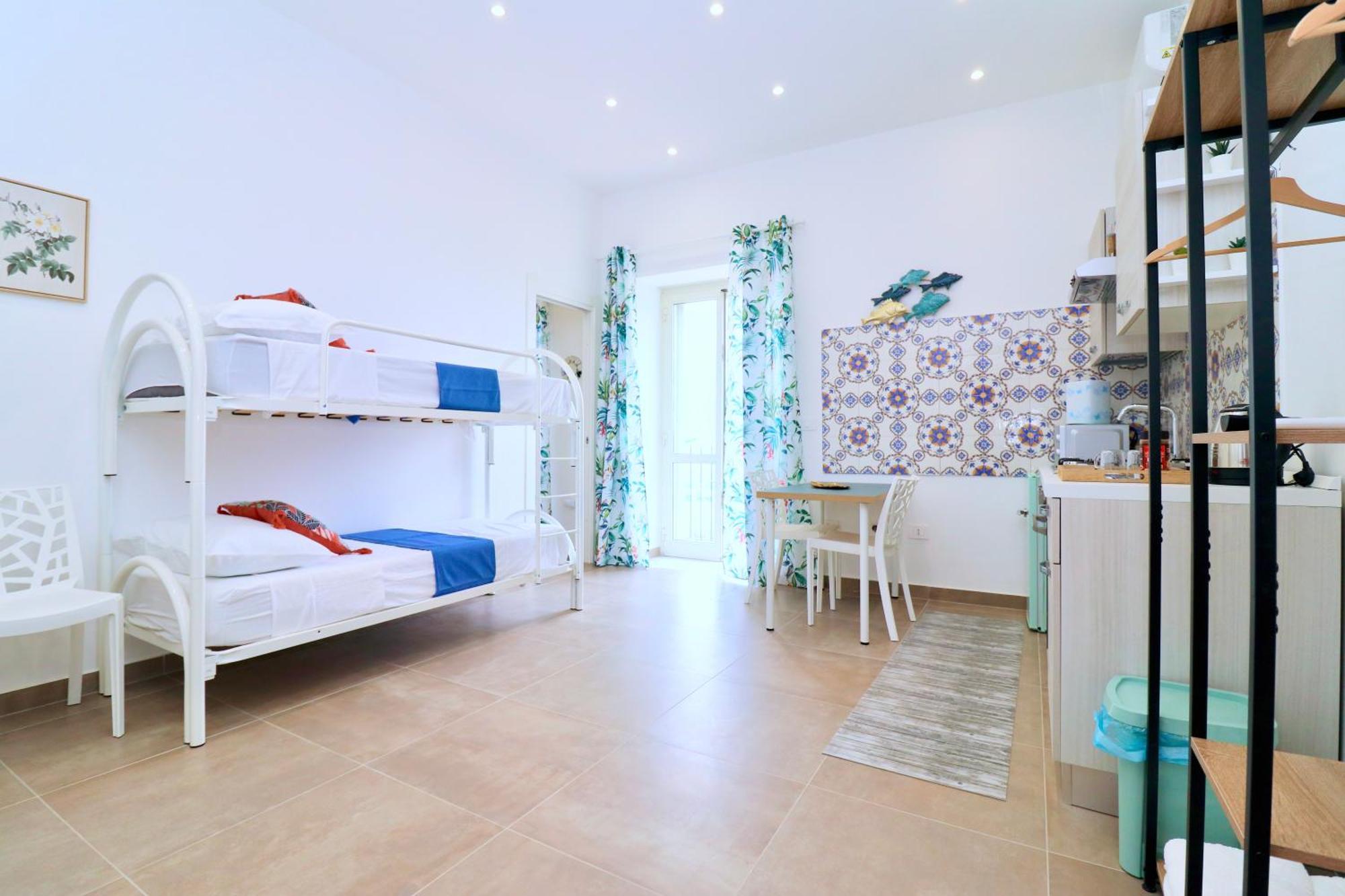 Airport Guest Houses Napoli Ngoại thất bức ảnh